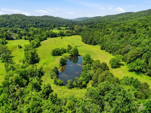813 Ward Rd, Decatur, TN 37322