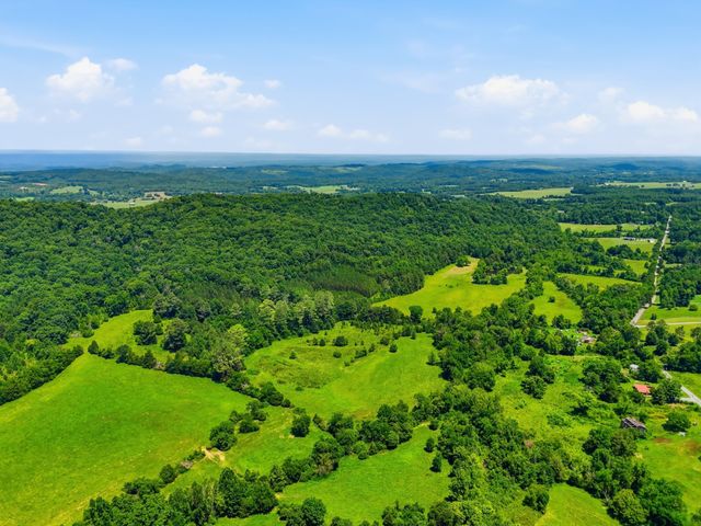 813 Ward Rd, Decatur, TN 37322