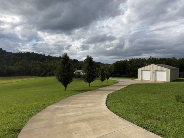 813 Ward Rd, Decatur, TN 37322