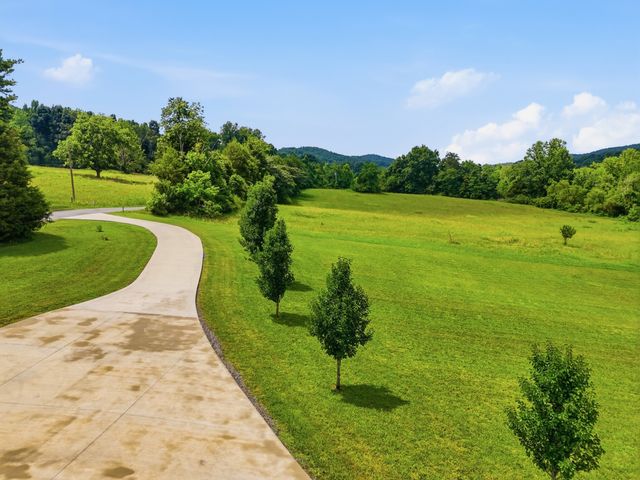 813 Ward Rd, Decatur, TN 37322