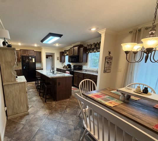 813 Ward Rd, Decatur, TN 37322