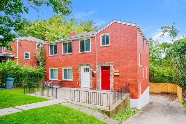 1123-1125 Woodbine St, Stanton Heights, PA 15201