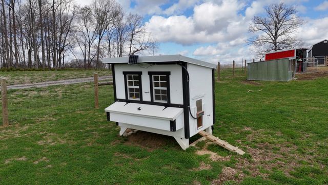 625 Robert Smith Rd, Mcminnville, TN 37110