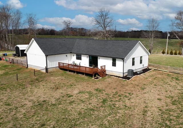 625 Robert Smith Rd, Mcminnville, TN 37110