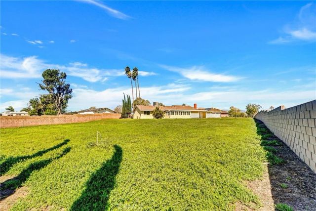 9210 TRAILHEAD, Jurupa Valley, CA 92509