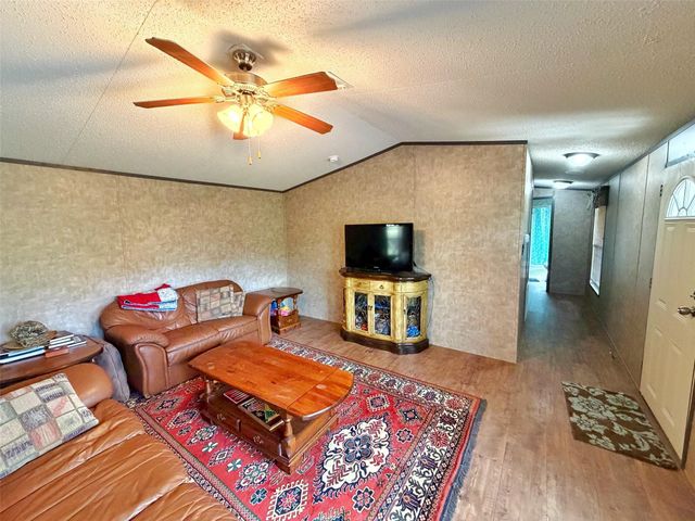 1878 Cr 131, Centerville, TX 75833