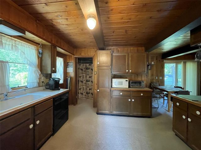 9153 W Clements Road, Hayward, WI 54843