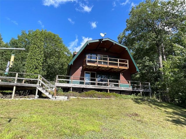 9153 W Clements Road, Hayward, WI 54843