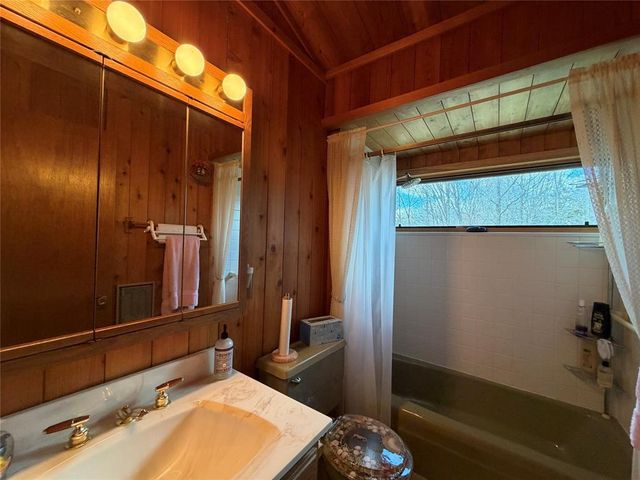 9153 W Clements Road, Hayward, WI 54843