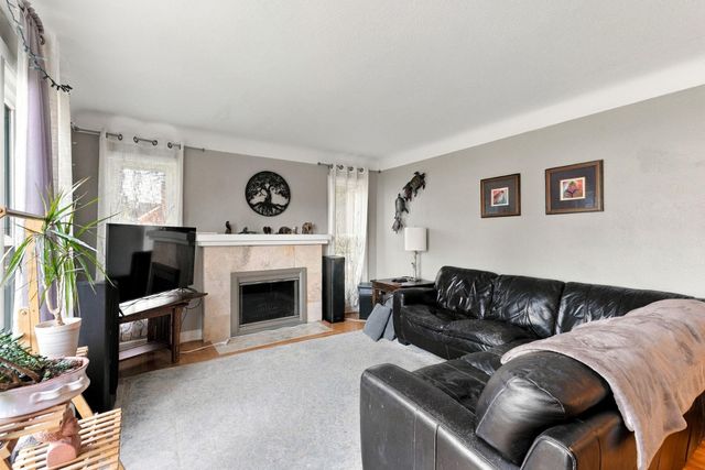 1852 Holton Street, Falcon Heights, MN 55113
