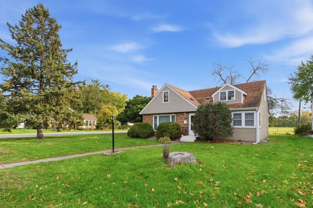 1852 Holton Street, Falcon Heights, MN 55113