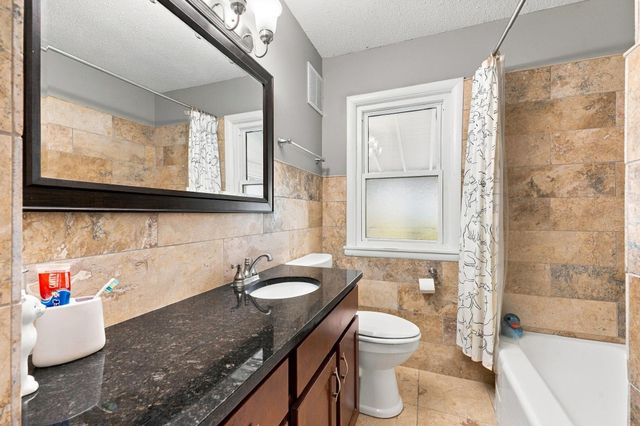 1852 Holton Street, Falcon Heights, MN 55113