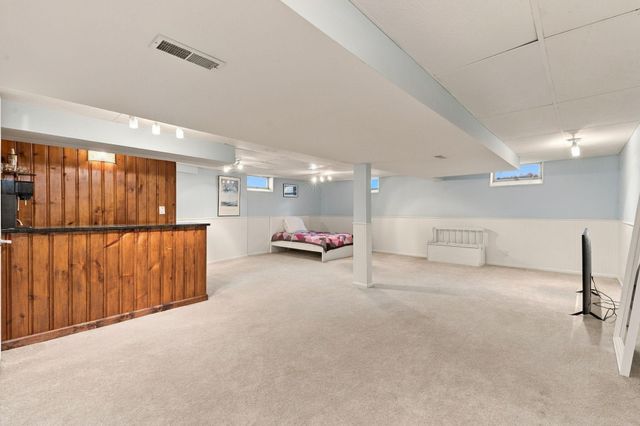 1852 Holton Street, Falcon Heights, MN 55113