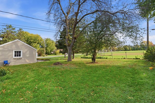 1852 Holton Street, Falcon Heights, MN 55113