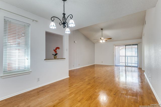 13018 Heimer Rd Apt 610, San Antonio, TX 78216