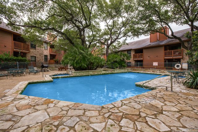 13018 Heimer Rd Apt 610, San Antonio, TX 78216