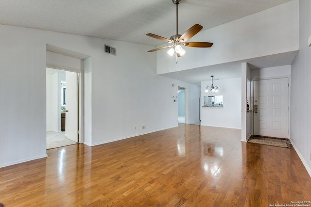 13018 Heimer Rd Apt 610, San Antonio, TX 78216