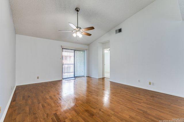 13018 Heimer Rd Apt 610, San Antonio, TX 78216