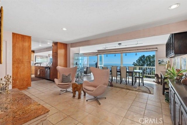 3191 Alta Laguna Blvd., Laguna Beach, CA 92651