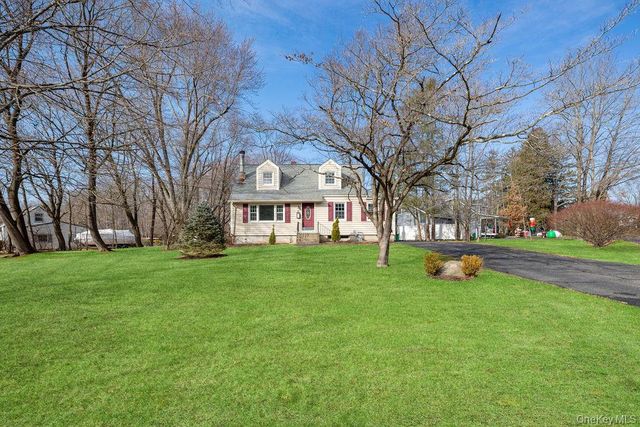 6 Cobble Place, Blauvelt, NY 10913