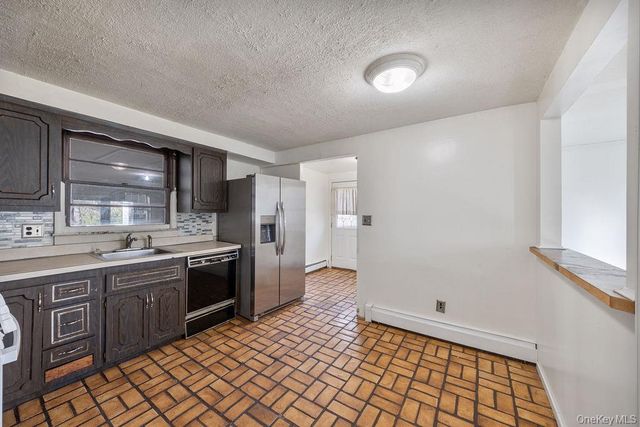 6 Cobble Place, Blauvelt, NY 10913