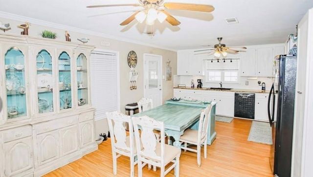 151 Neptune, Bay City, TX 77414