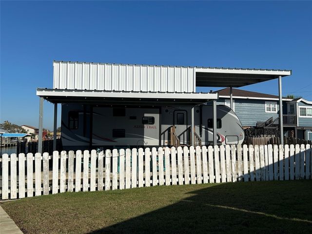 151 Neptune, Bay City, TX 77414