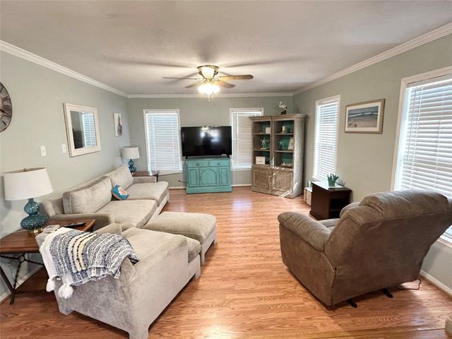 151 Neptune, Bay City, TX 77414