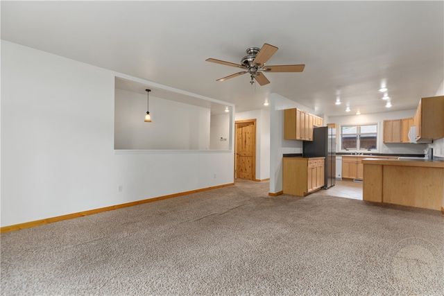 3385 Granger Avenue S 27, Billings, MT 59102
