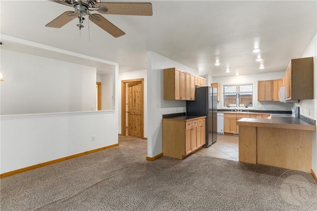 3385 Granger Avenue S 27, Billings, MT 59102
