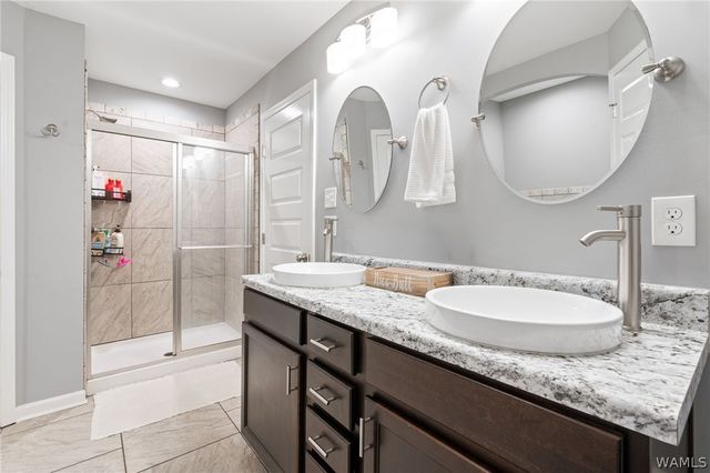 16403 Cherokee Bend Pkwy, Moundville, AL 35474