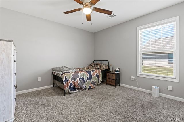 16403 Cherokee Bend Pkwy, Moundville, AL 35474