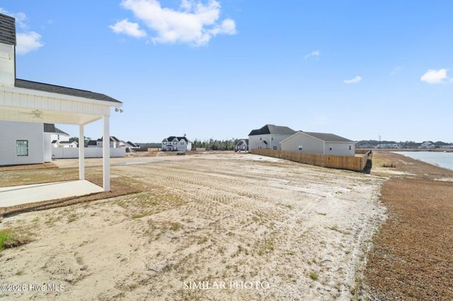 1844 Olde Towne Pointe Boulevard, Jacksonville, NC 28546