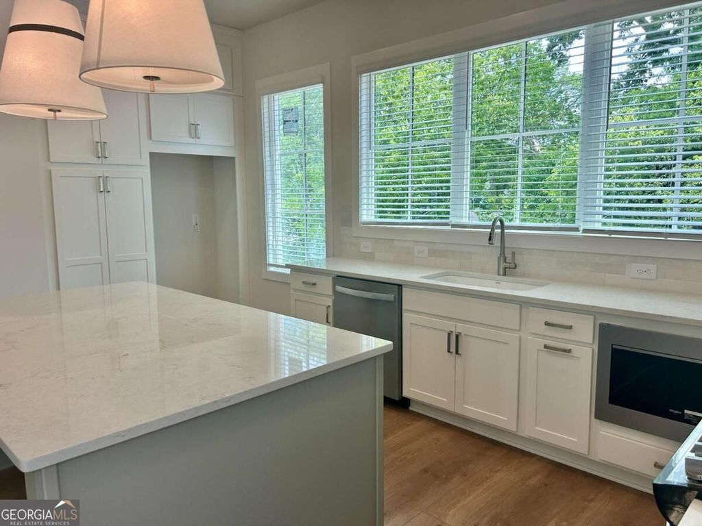 2652 Mackintosh Court 23, Brookhaven, GA 30319 — photo 5