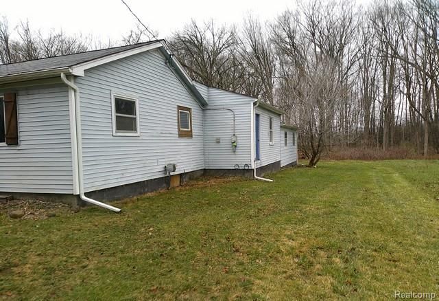 6160 Taylor Drive, Flint, MI 48507