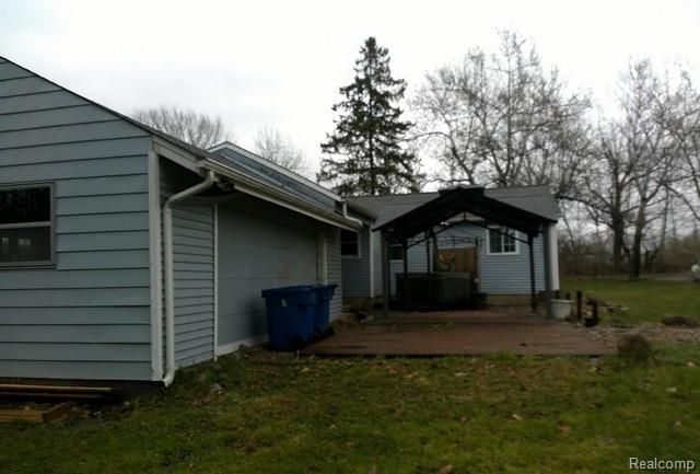 6160 Taylor Drive, Flint, MI 48507