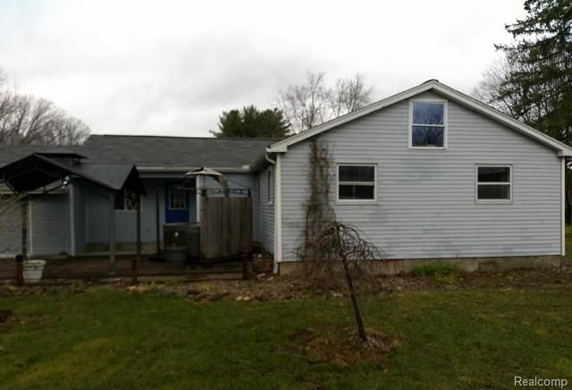 6160 Taylor Drive, Flint, MI 48507