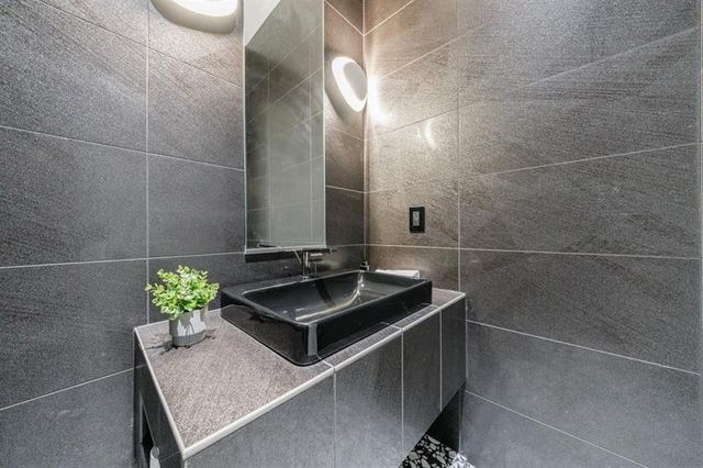 3117 W Roxboro NE Road, Atlanta, GA 30324