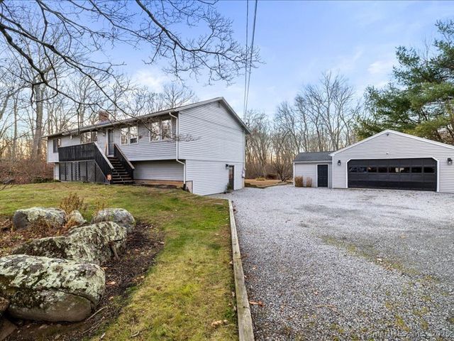 73 Airline Road, Clinton, CT 06413