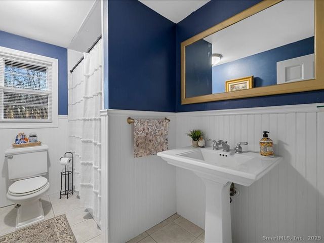 73 Airline Road, Clinton, CT 06413