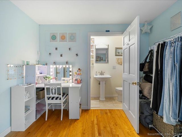 73 Airline Road, Clinton, CT 06413