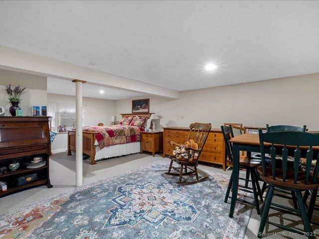 73 Airline Road, Clinton, CT 06413