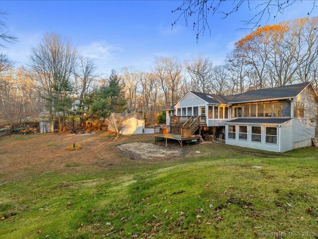 73 Airline Road, Clinton, CT 06413