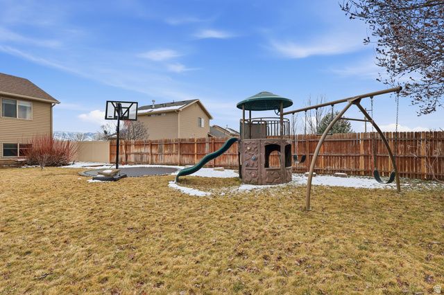 496 S 3RD, Preston, ID 83263