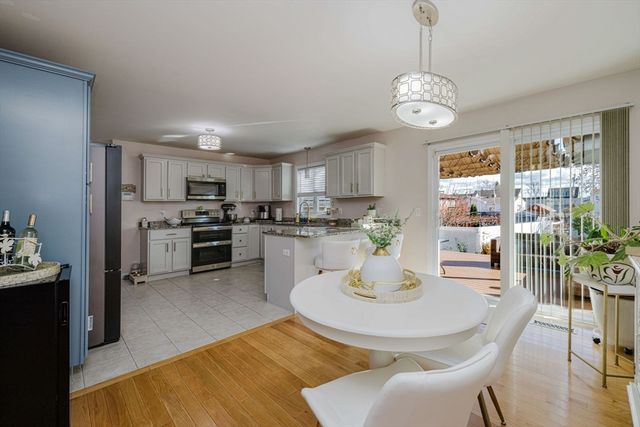 20 Reeves St, Fall River, MA 02721