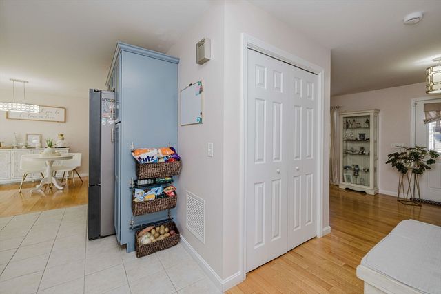 20 Reeves St, Fall River, MA 02721