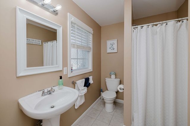 20 Reeves St, Fall River, MA 02721