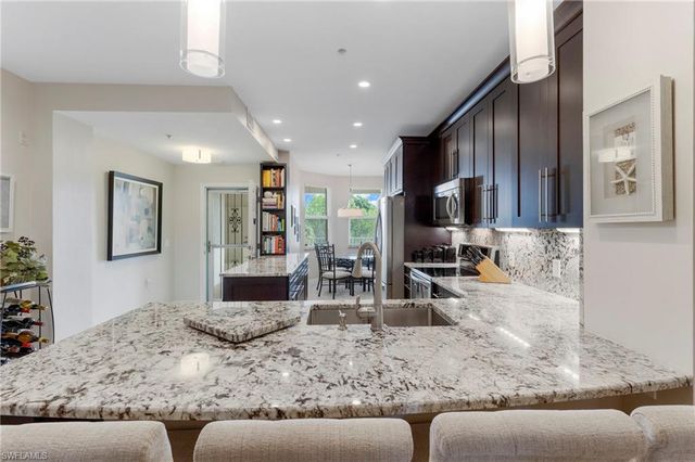 11041 Gulf Reflections DR # 306, Fort Myers, FL 33908