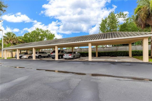 11041 Gulf Reflections DR # 306, Fort Myers, FL 33908