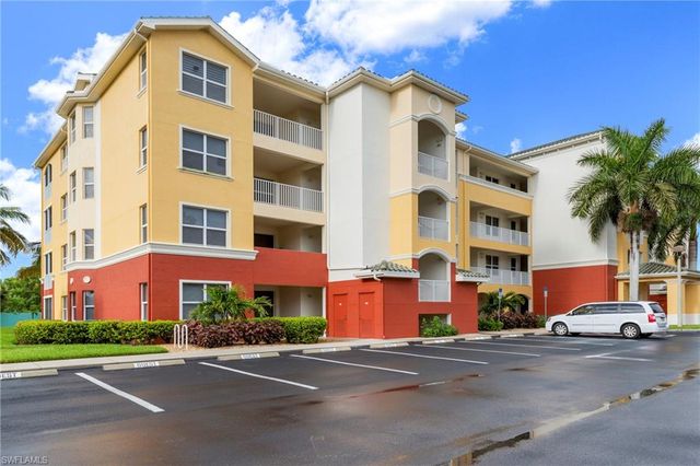 11041 Gulf Reflections DR # 306, Fort Myers, FL 33908